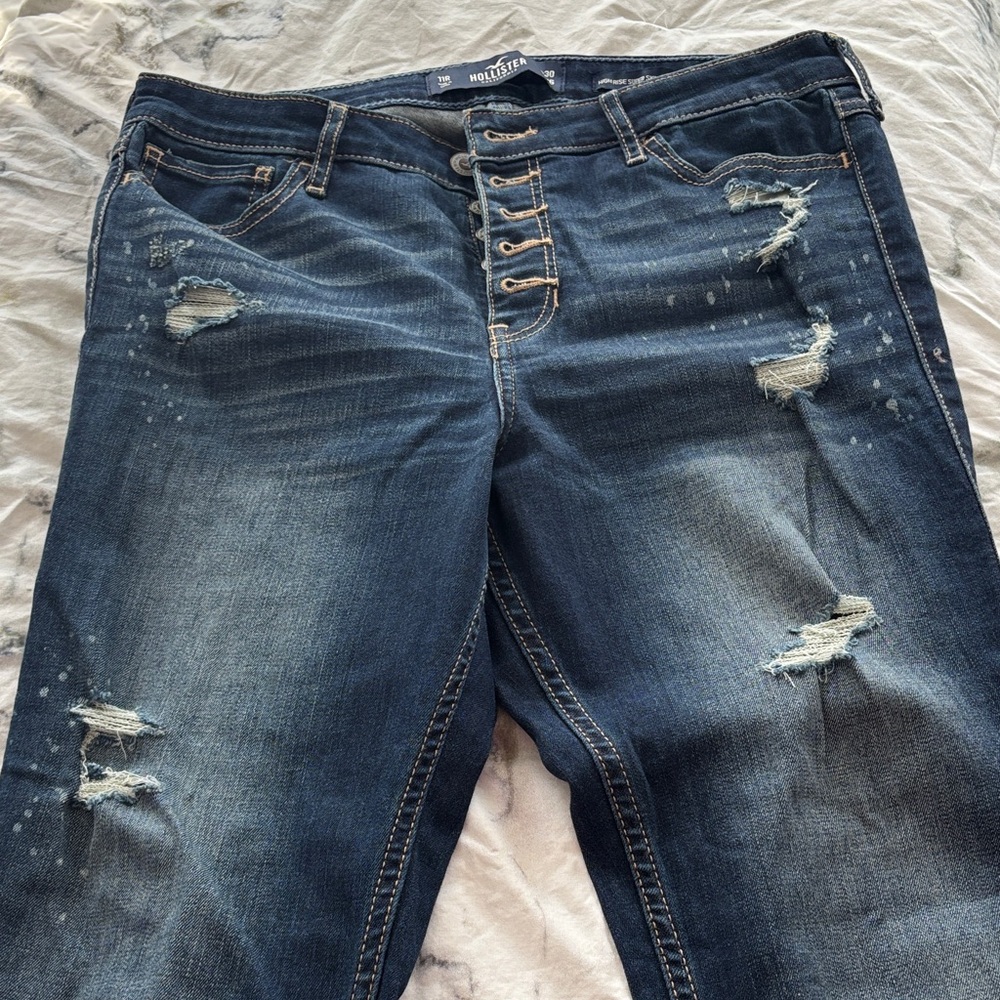 Hollister High Rise Button-Fly Distressed Jeans - Dark Blue